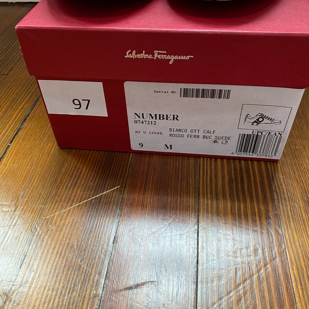 Salvatore Ferragamo Number Leather Sneaker Men's Size 9. - Picture 3 of 8